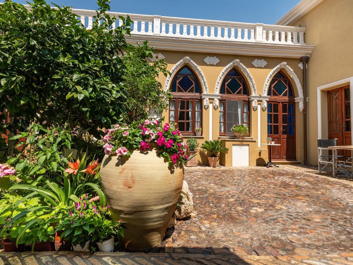 La Torretta Domus Hotell Quartu SantʼElena Exteriör bild