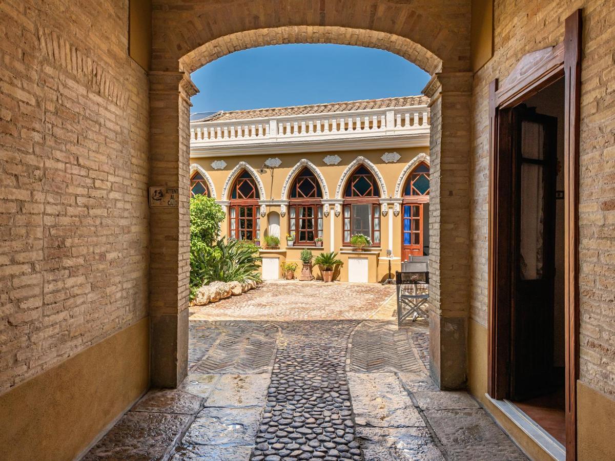 La Torretta Domus Hotell Quartu SantʼElena Exteriör bild